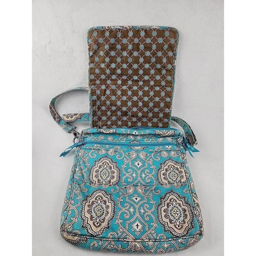 Vera Bradley Messenger Bag Totally Turk Retired Pattern Quilted Crossbody Purse